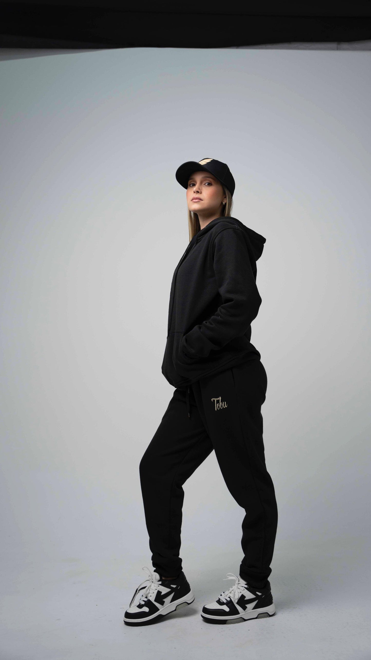 Conjunto Negro dama